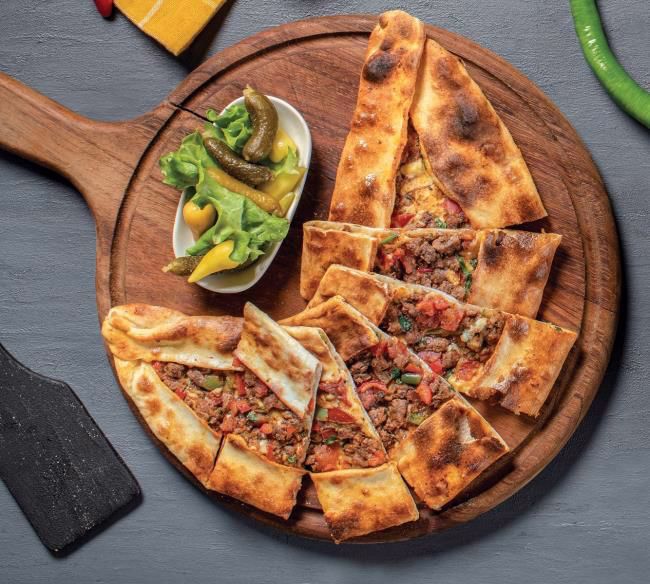 Kuşbaşılı Pide