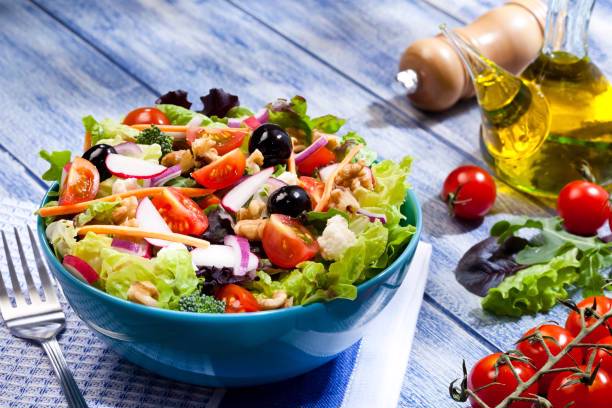 Mevsim Salata