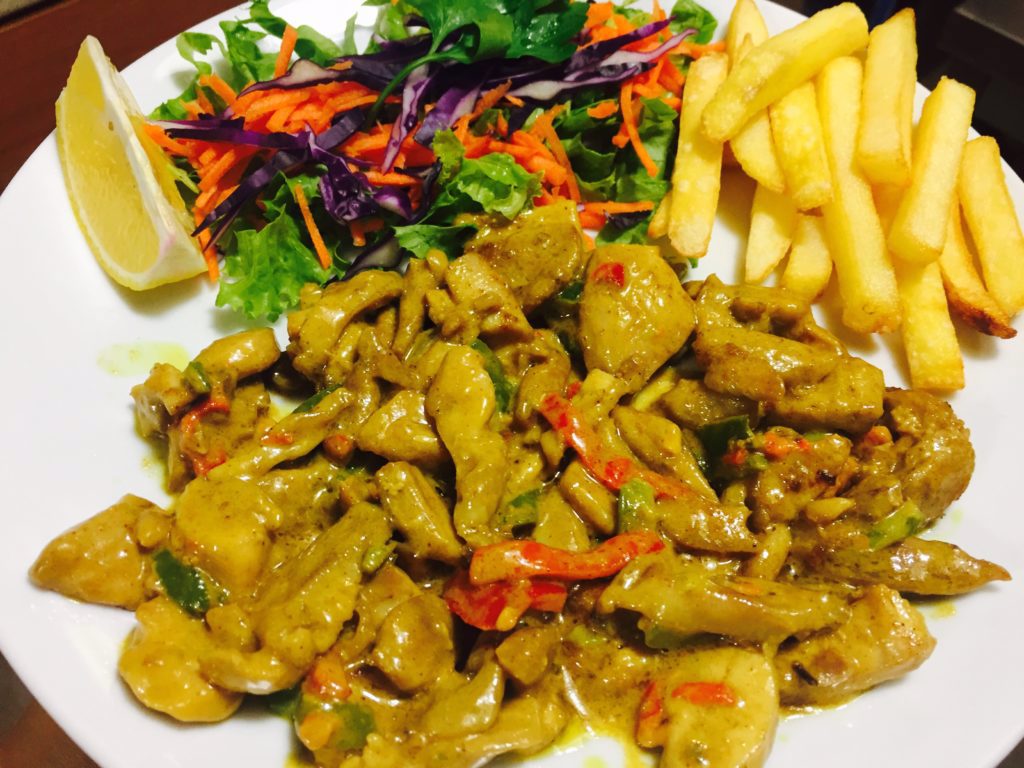 Köri Soslu Tavuk (Chicken with Curry Sauce)