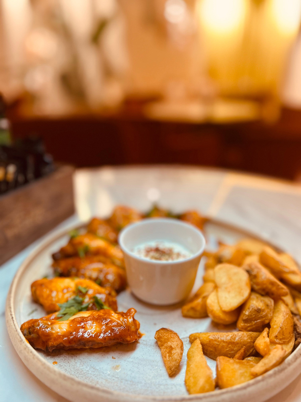 BUFFALO WINGS (YENİ ÜRÜN)
