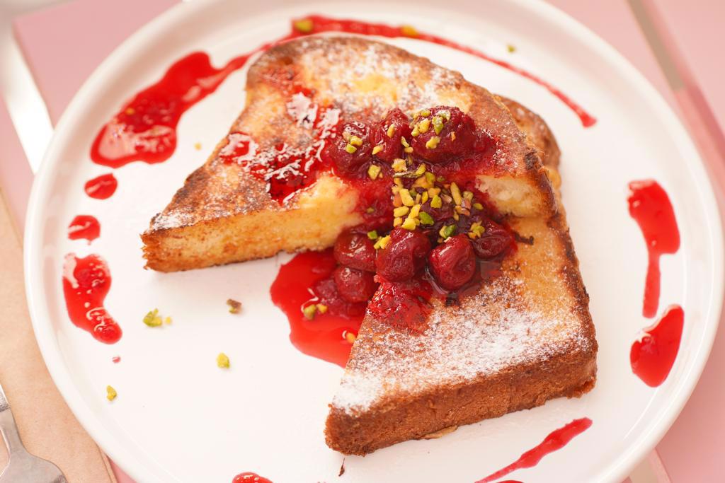 French Toast / Vişne