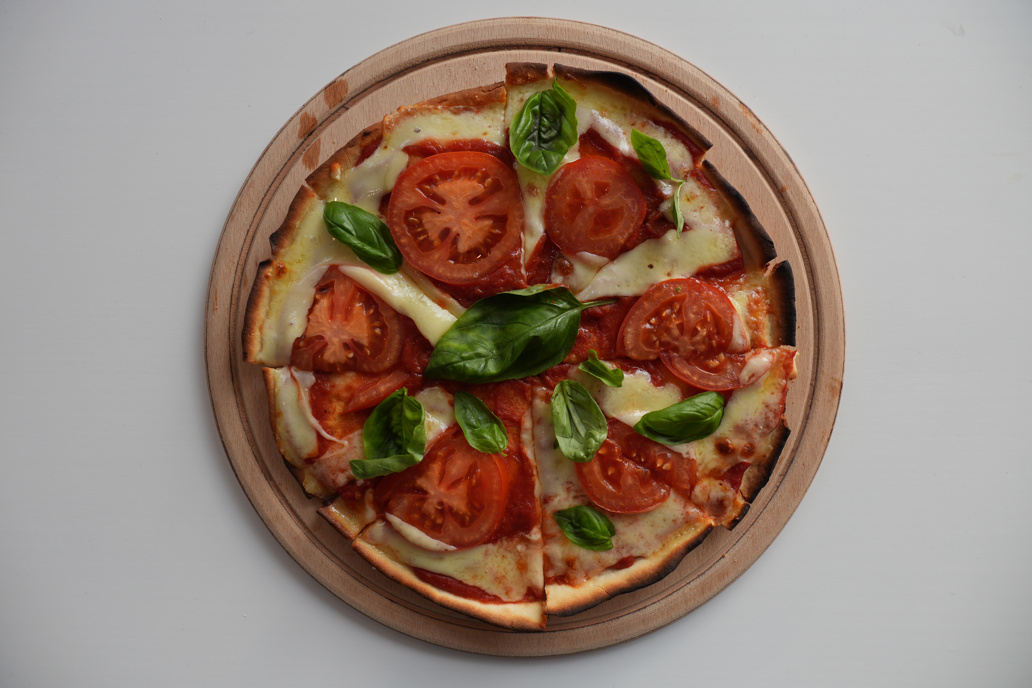 MARGARİTA PİZZA 