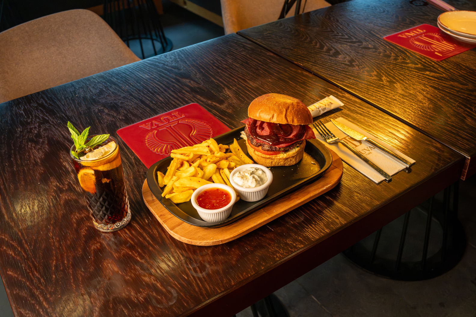 Füme Kaburga Burger 