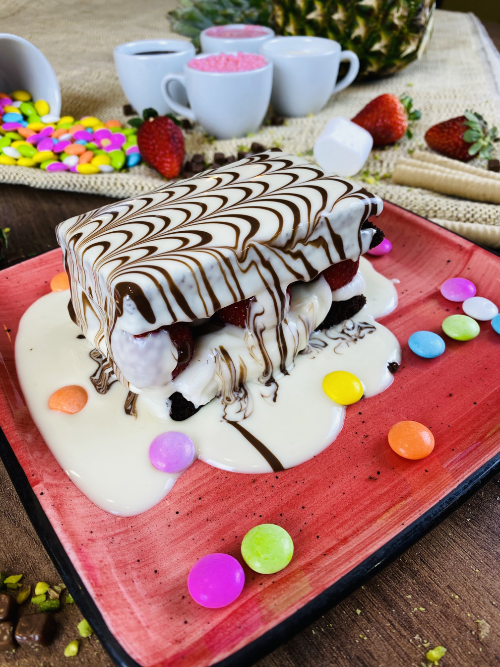  Beyaz Çikolatalı Browni