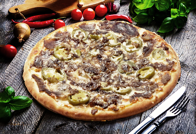 Kavurmalı Pizza / Meat Pizza