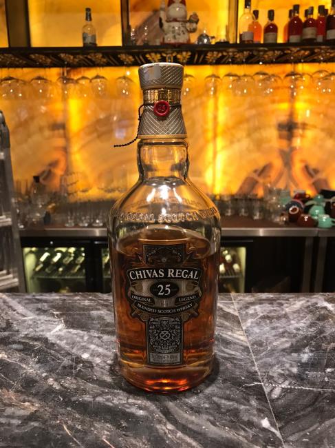 CHIVAS REGAL 25 YEARS