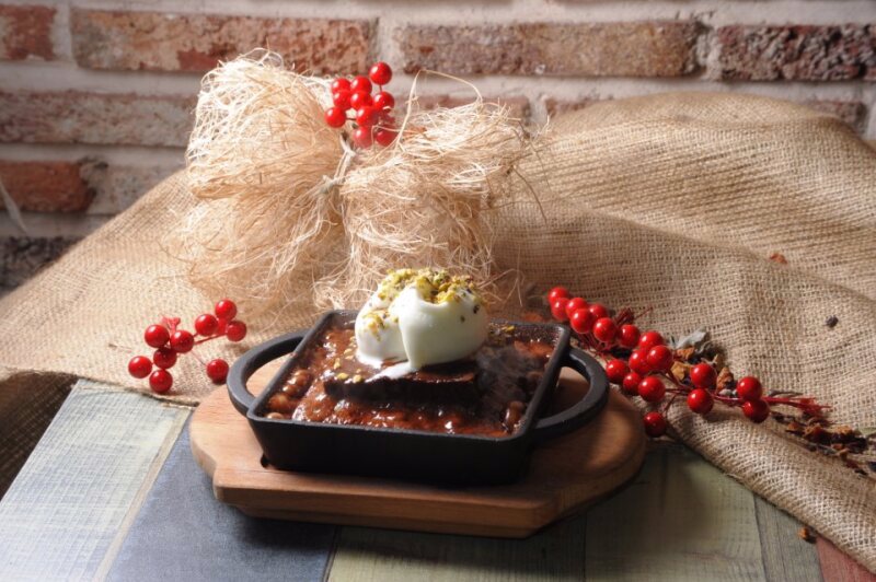 FIRINDA DONDURMALI BROWNİ