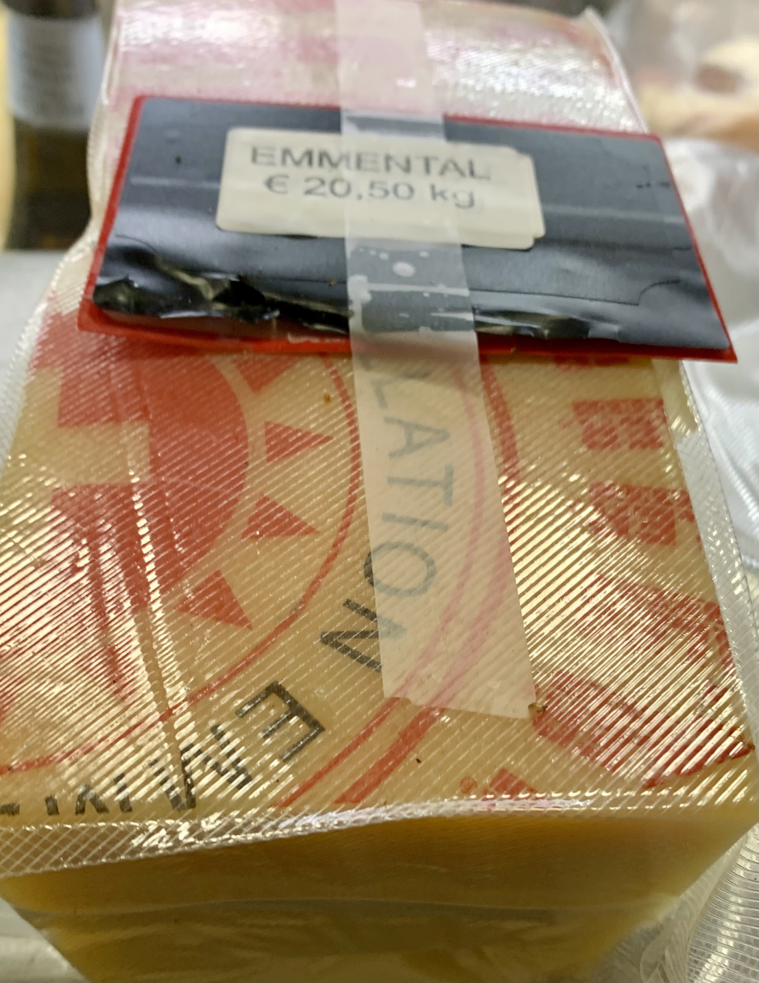 Swiss cheese €20,50 kg