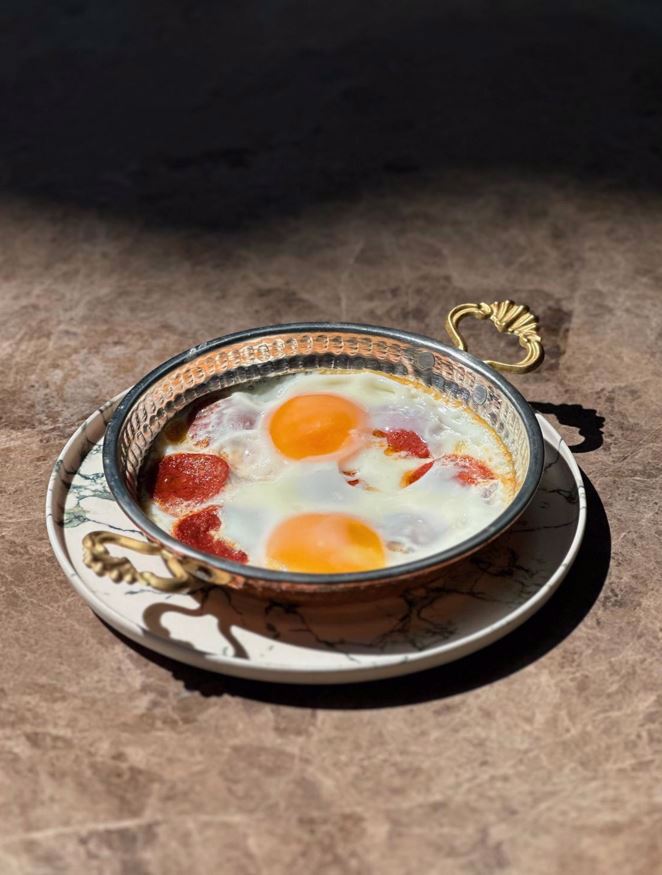 Kavurmalı Yumurta