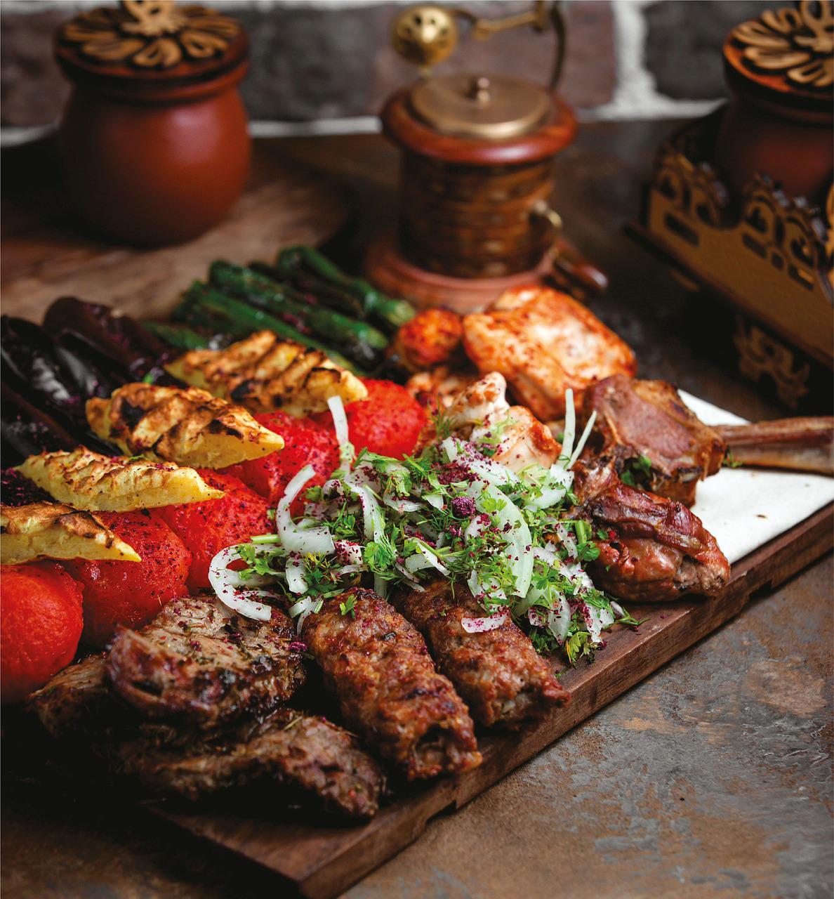 Batmaz Full Karışık Kebap Servis