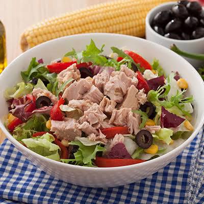 Ton balıklı salata 