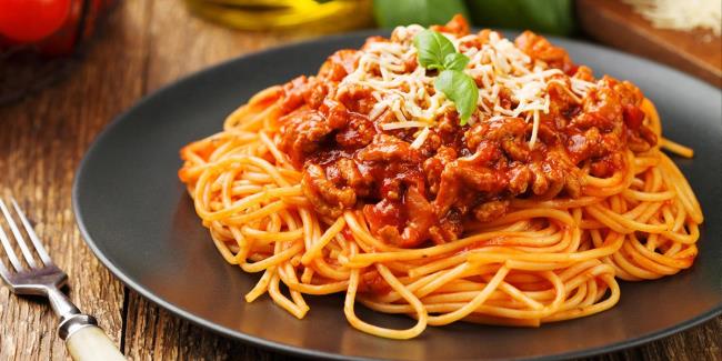 Bolognez Makarna