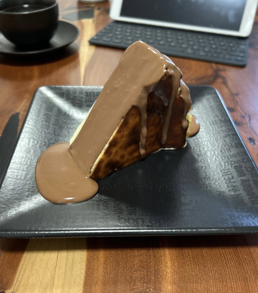 San Sebastian Cheescake