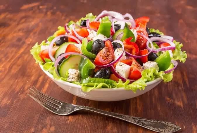 Akdeniz salata
