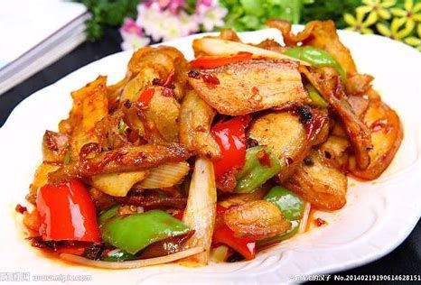 回锅肉-Свинина, обжаренная во фритюре