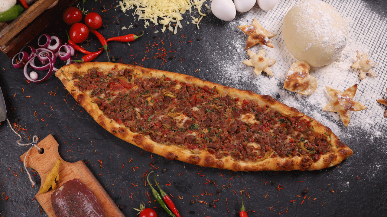 Kuşbaşılı Pide