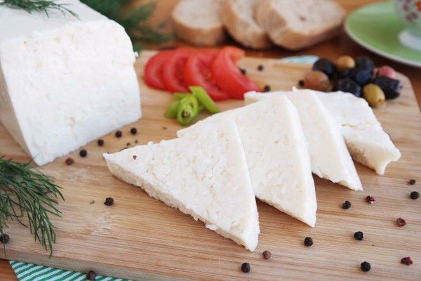 Ezine Peyniri (söğüş ile)