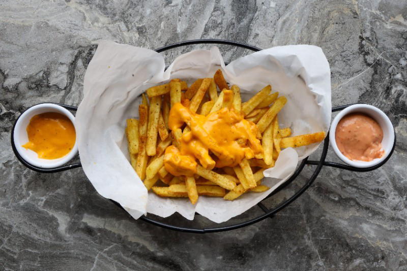 Cheddar Soslu Patates Kızartması