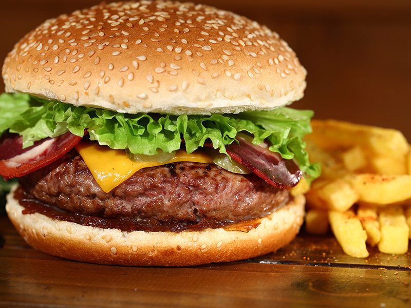 Ət Hamburger