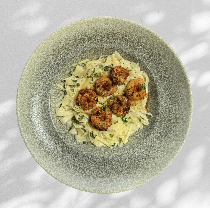 Fettuccine Creamy Pasta with Shrimp