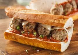 EKMEK ARASI KAŞARLI KÖFTE