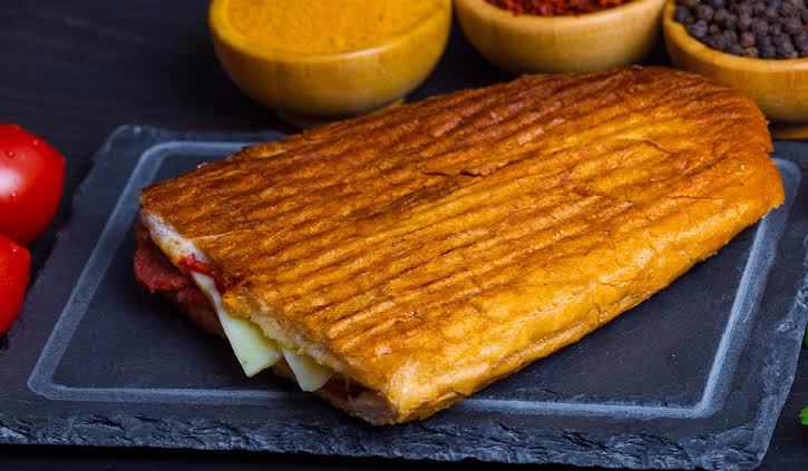 Karışık Tost (yarım)