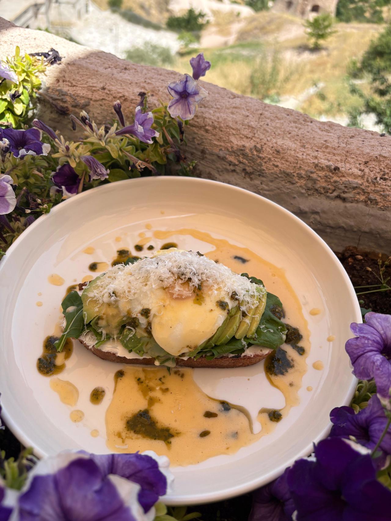 Avacado Pouched Eggs