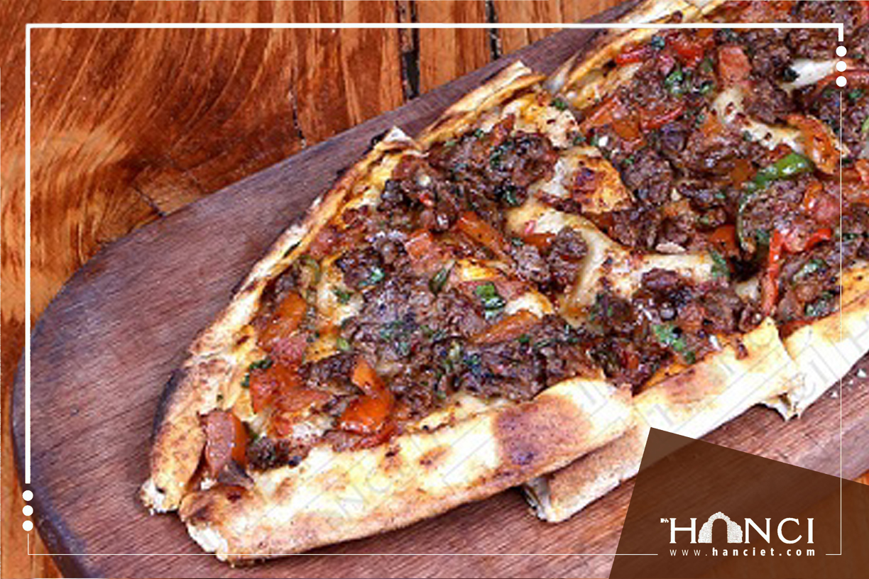 Kuşbaşılı Pide