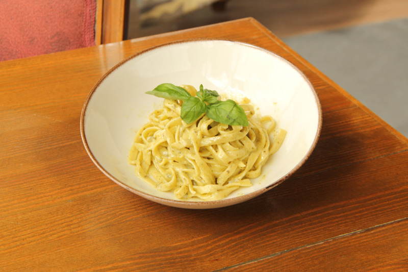 TAGLIATELLE WITH PESTO SAUCE