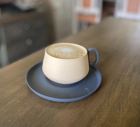 Latte (Fincan seçeneklerinden istediğiniz fincanı belirtebilirsiniz.)