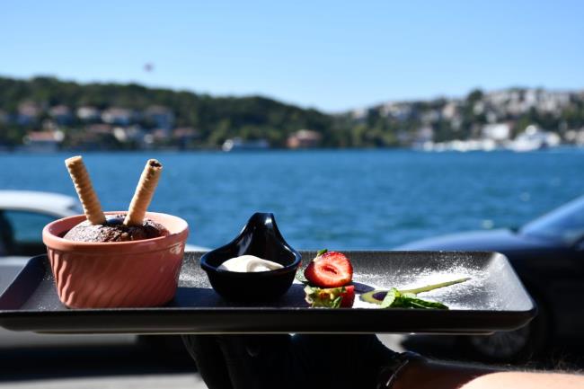 ÇİKOLATALI SUFLE
