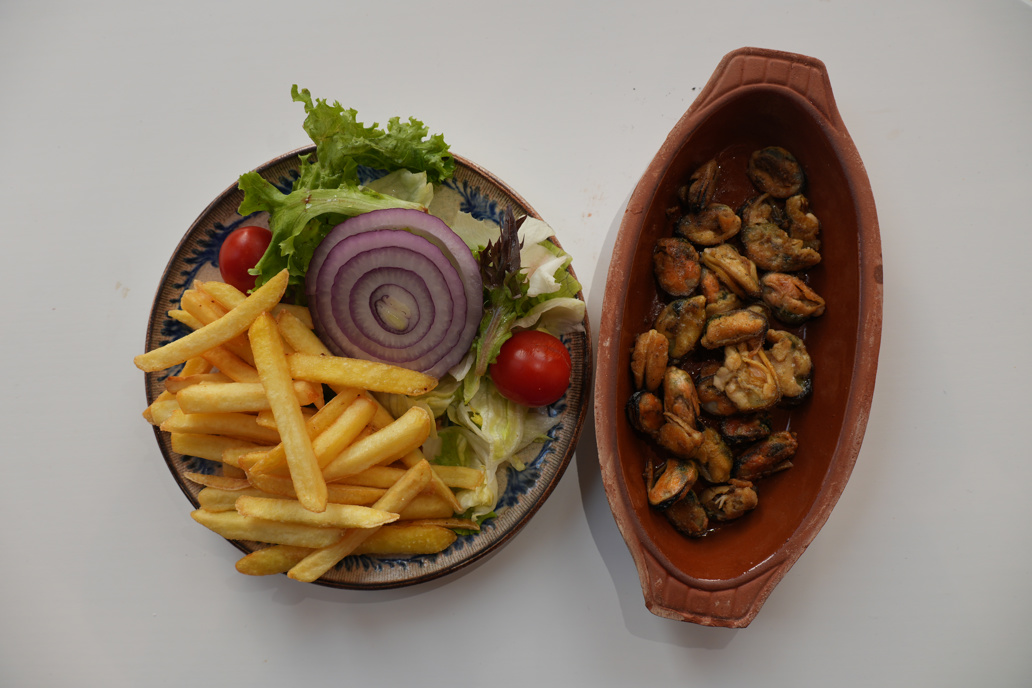 GÜVEÇTE İÇ MİDYE