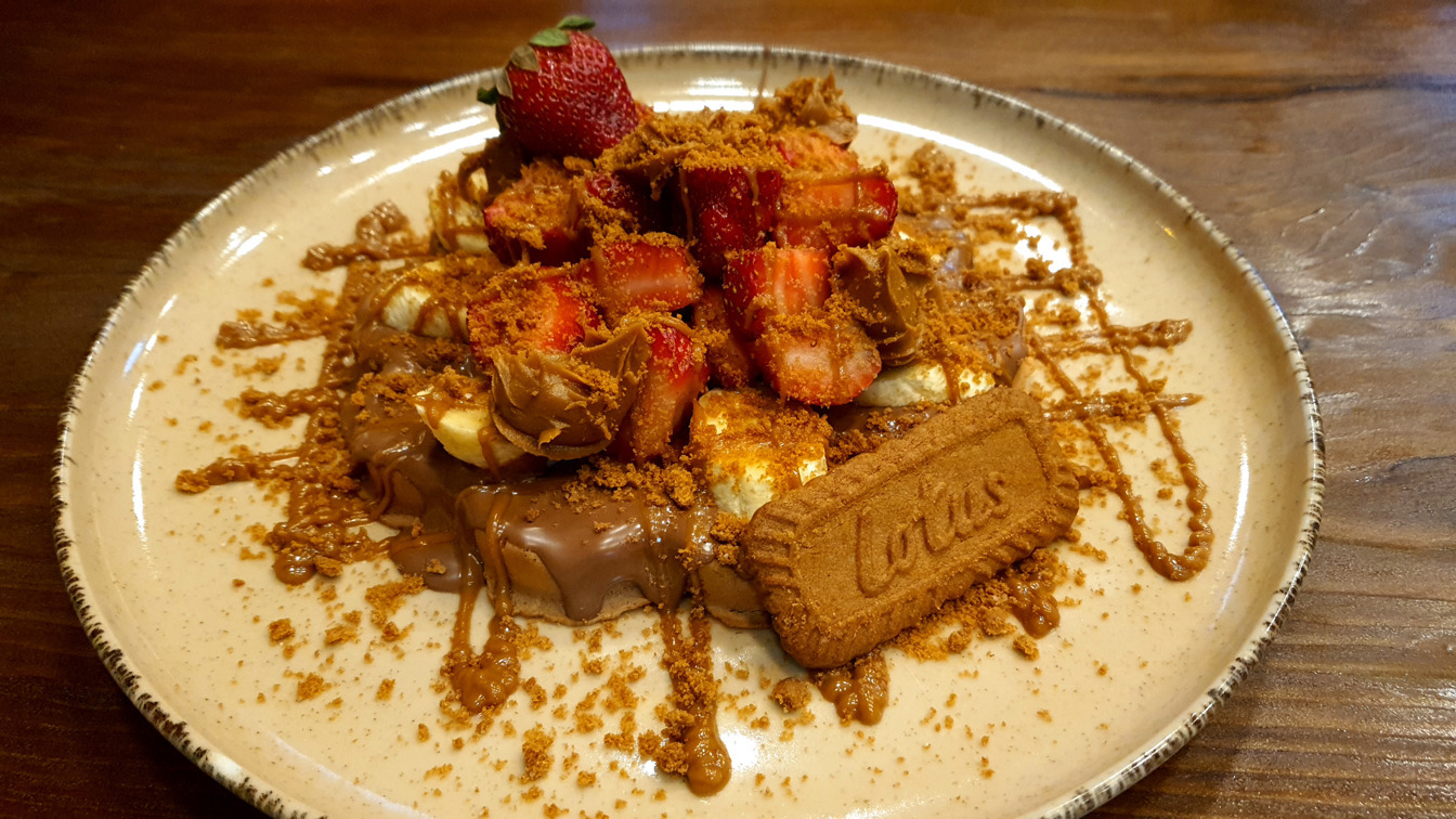 LOTUS KREMALI KLASİK WAFFLE