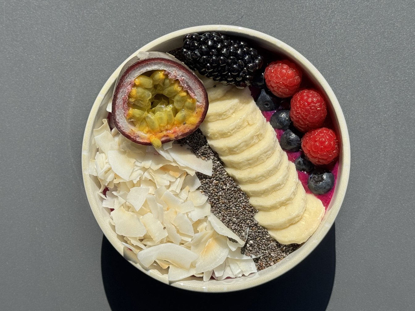 DRAGON FRUIT BOWL (Vegan & freezing)