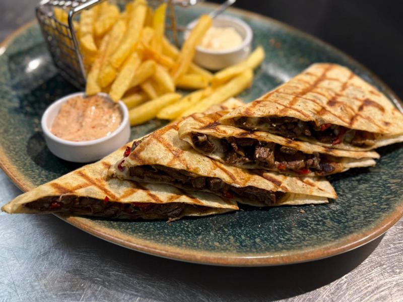 Etli Quesadilla