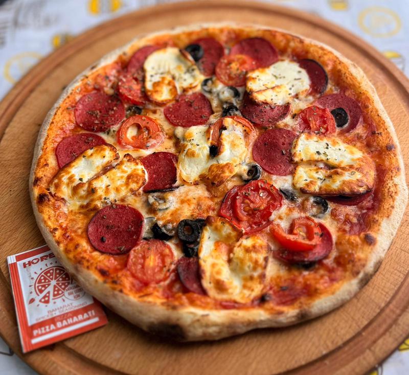 Hellim Peynirli Pizza (Orta Boy)