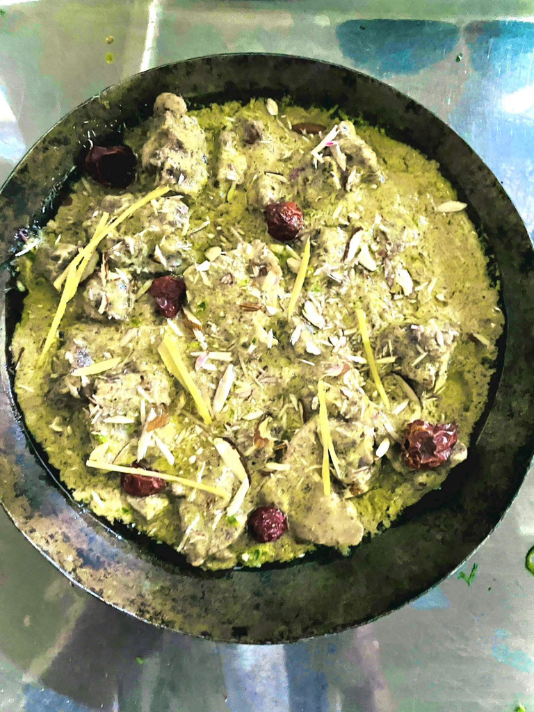 Chicken White Karahi
