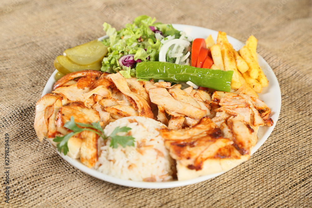 Pilav Üstü Tavuk Döner