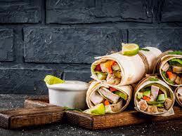 Tavuklu Wrap(Marul, Kapya Biber, Salatalık Domates, Patates Eşliğinde)