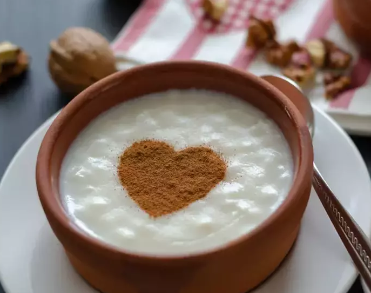 SÜTLAÇ