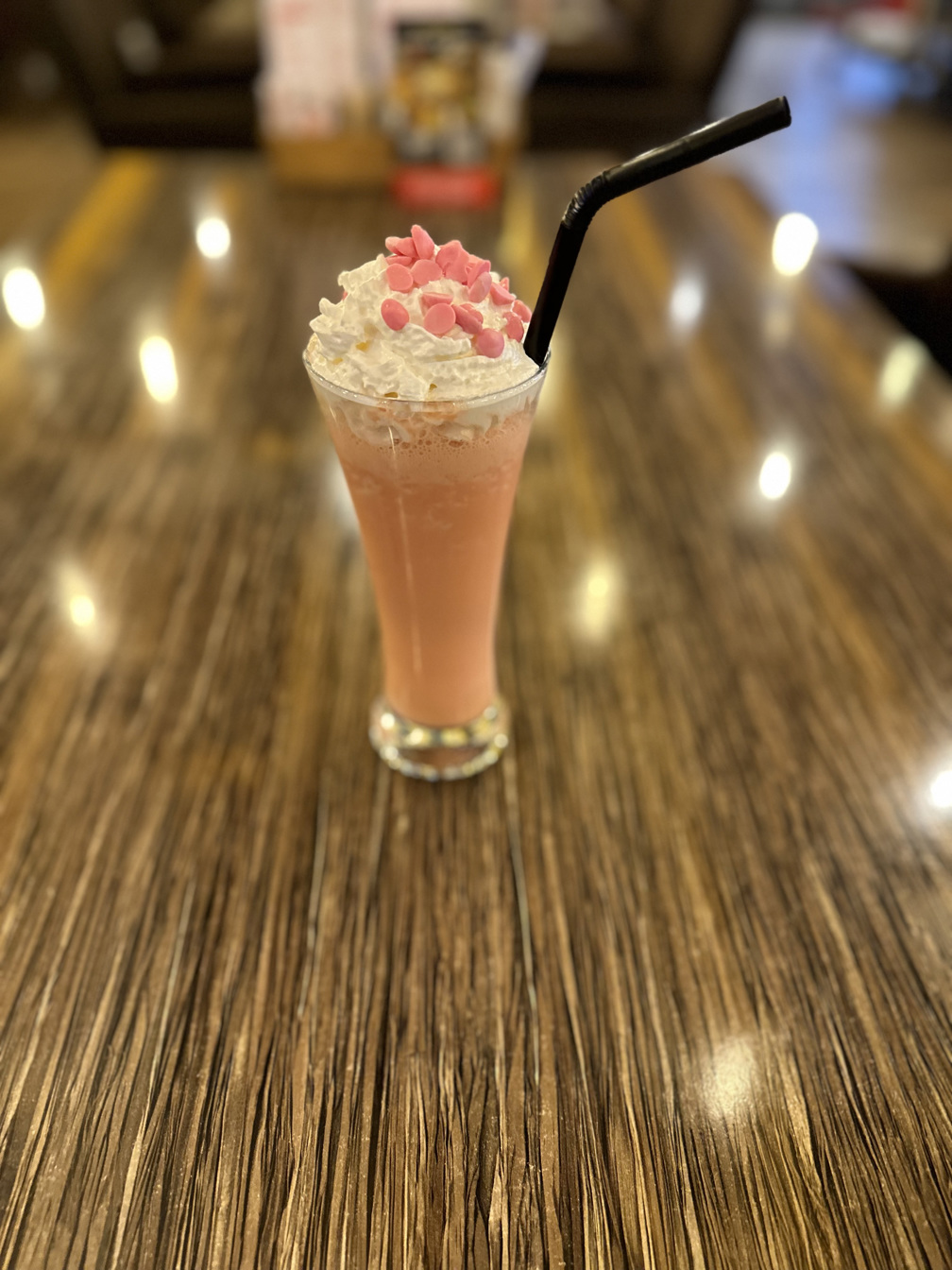 Çilekli Milkshake