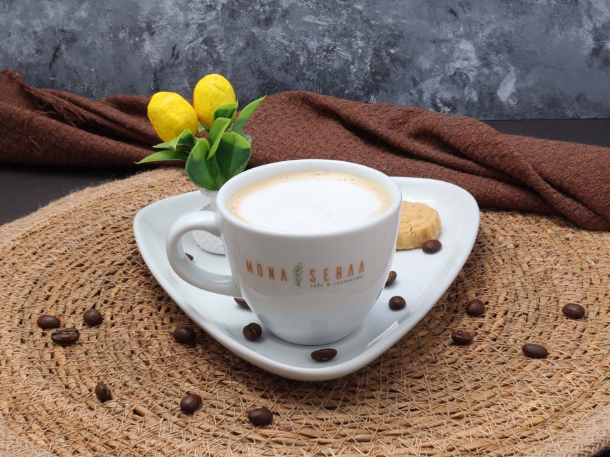 FLAT WHITE