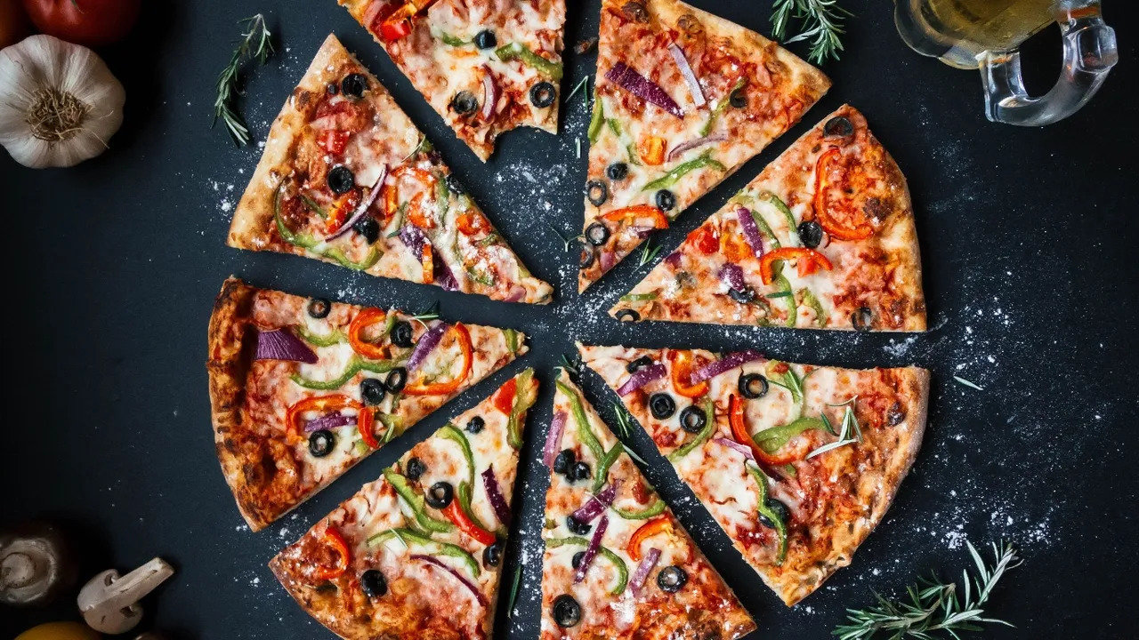 İTALYAN PİZZA