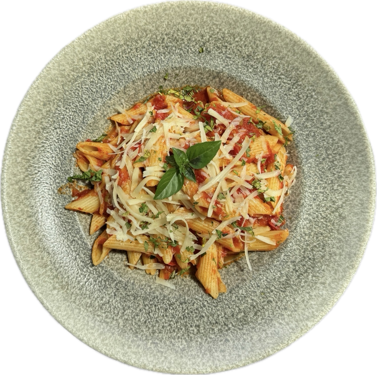 Domates ve Fesleğen Soslu Penne