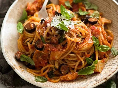 Spaghetti with chicken