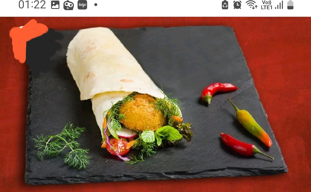 Mega torpilli humus dolgulu falafel dürüm