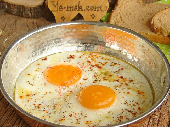 sahne'de yumurta 