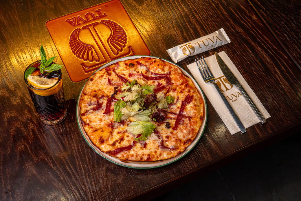 Füme Kaburga Pizza