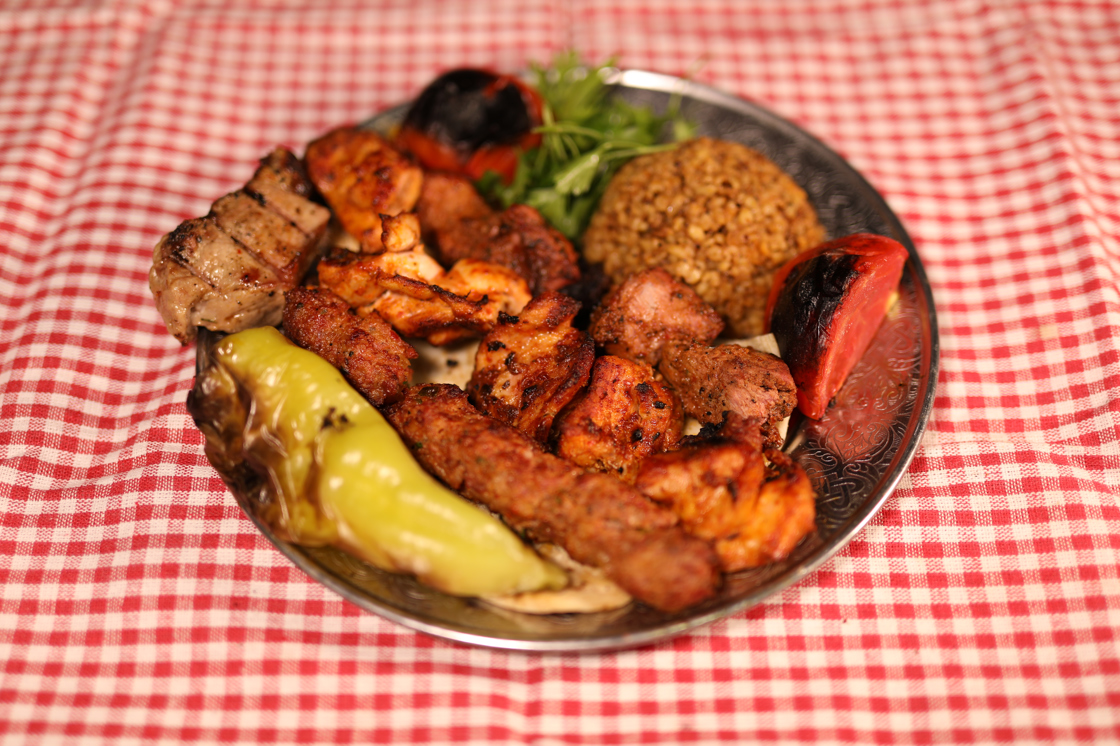 Karışık Izgara Tavuklu