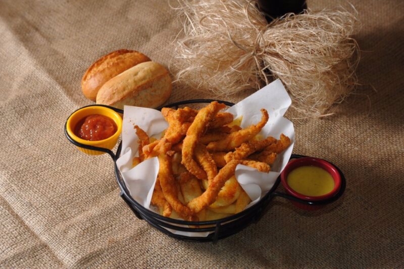 CAJUN CHİCKEN BASKET